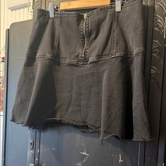 We The Free Highlands Forest Black Denim Skirt - Picture 11 of 16